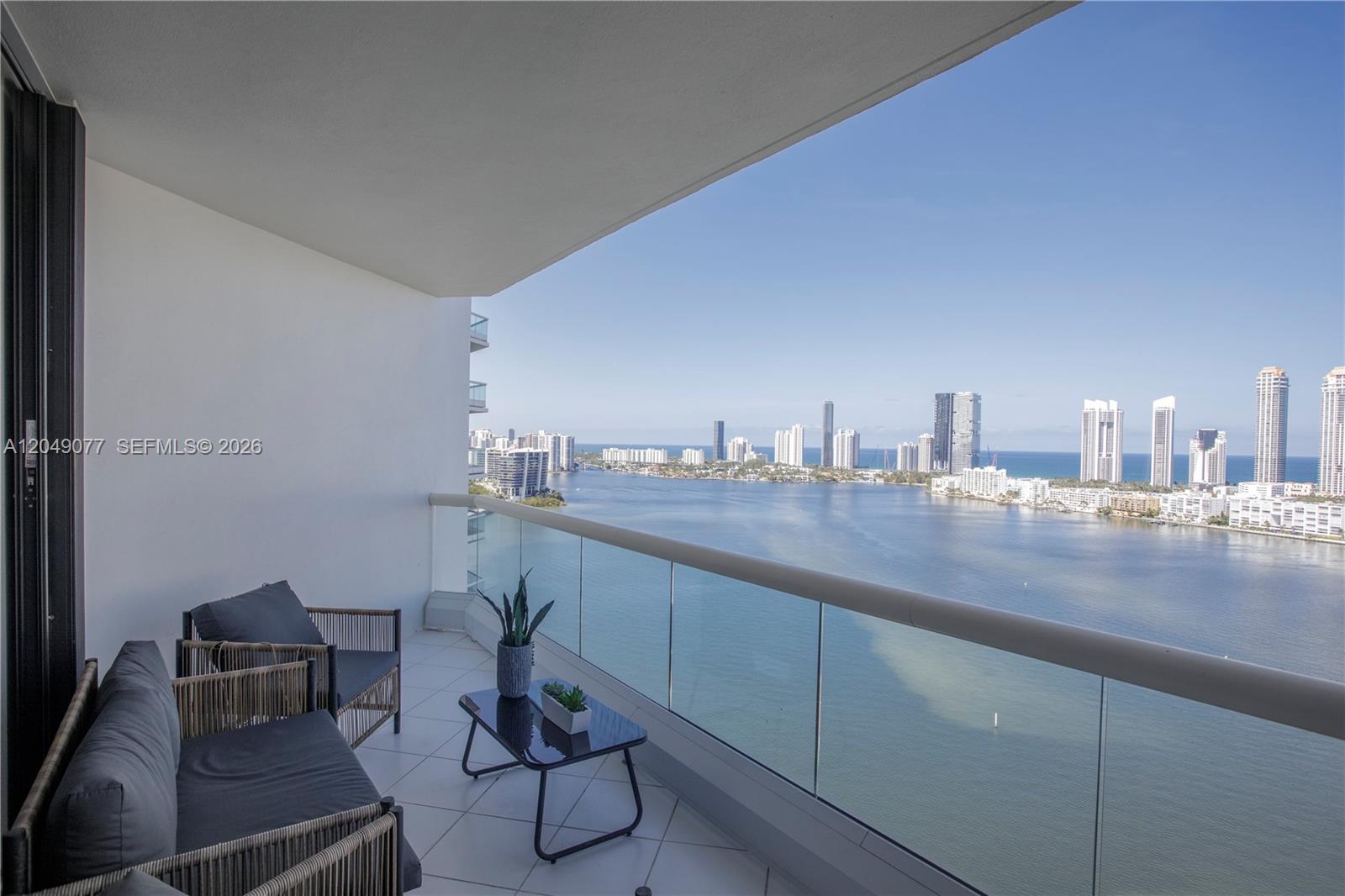 2600 Island Boulevard 2603 Property Photo 21