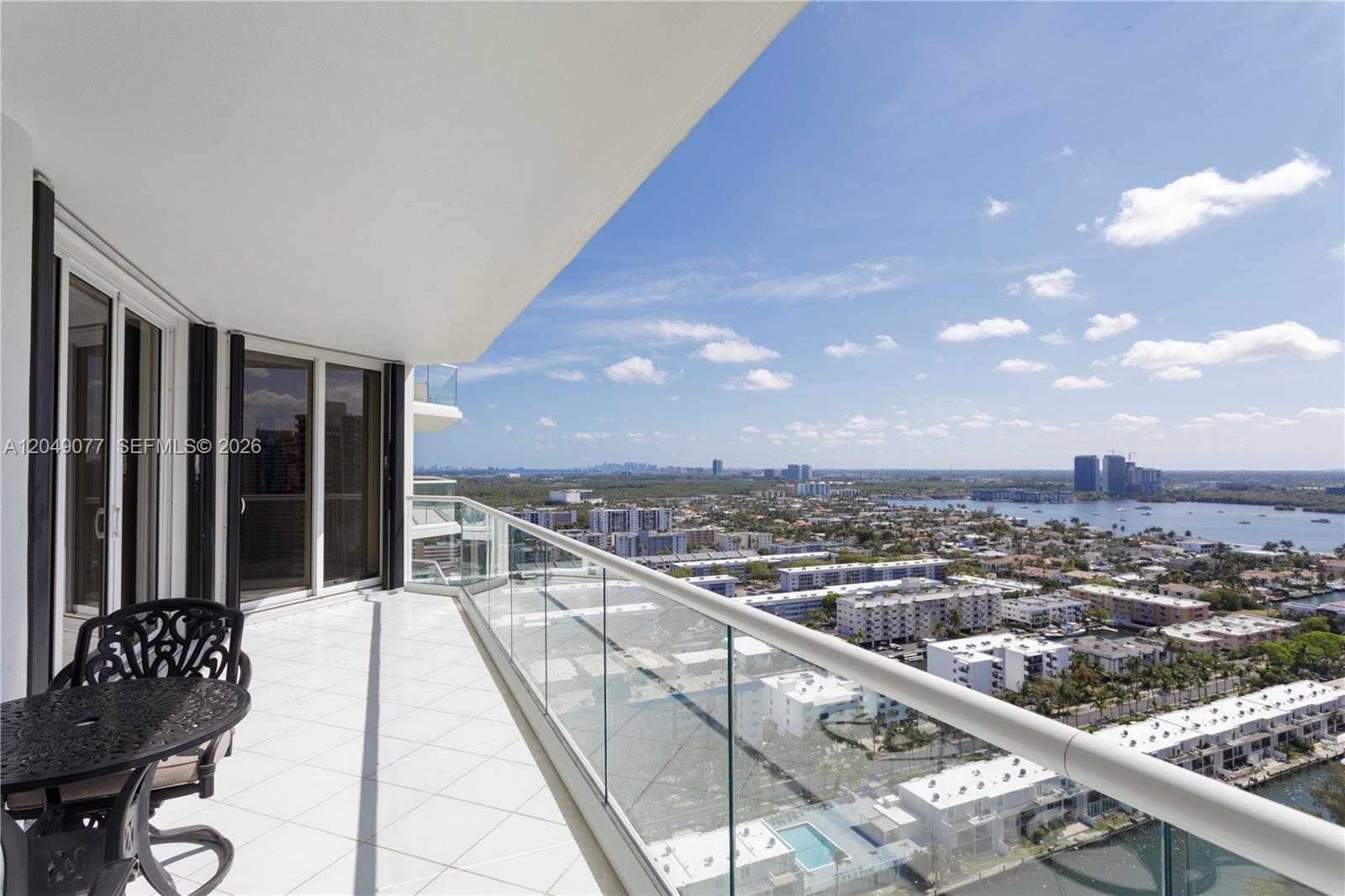2600 Island Boulevard 2603 Property Photo 27