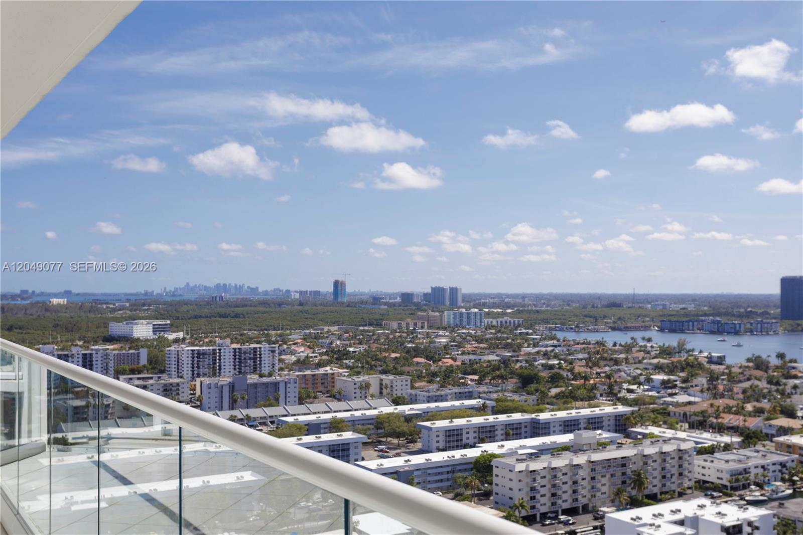 2600 Island Boulevard 2603 Property Photo 32