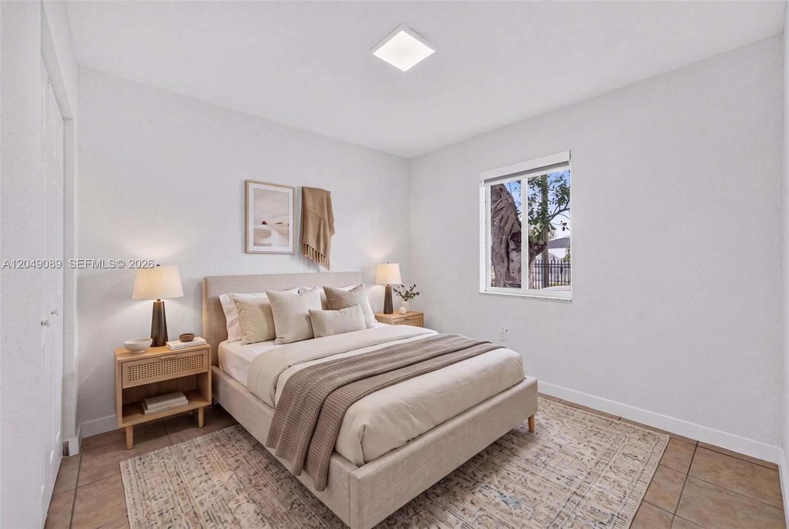 A12049089 Property Photo 7