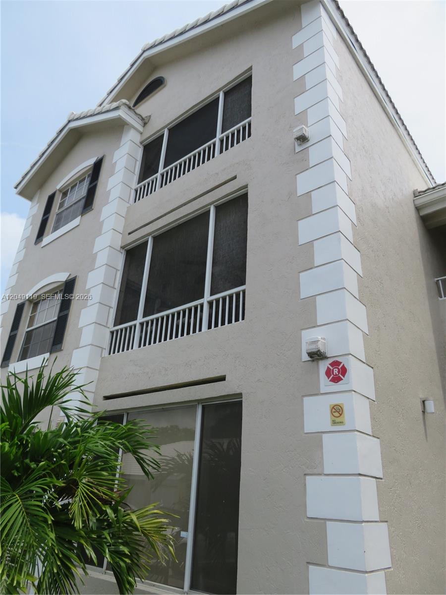 A12049119 Property Photo 2