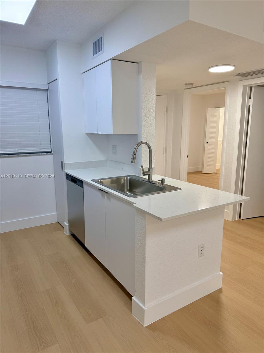 A12049119 Property Photo 9