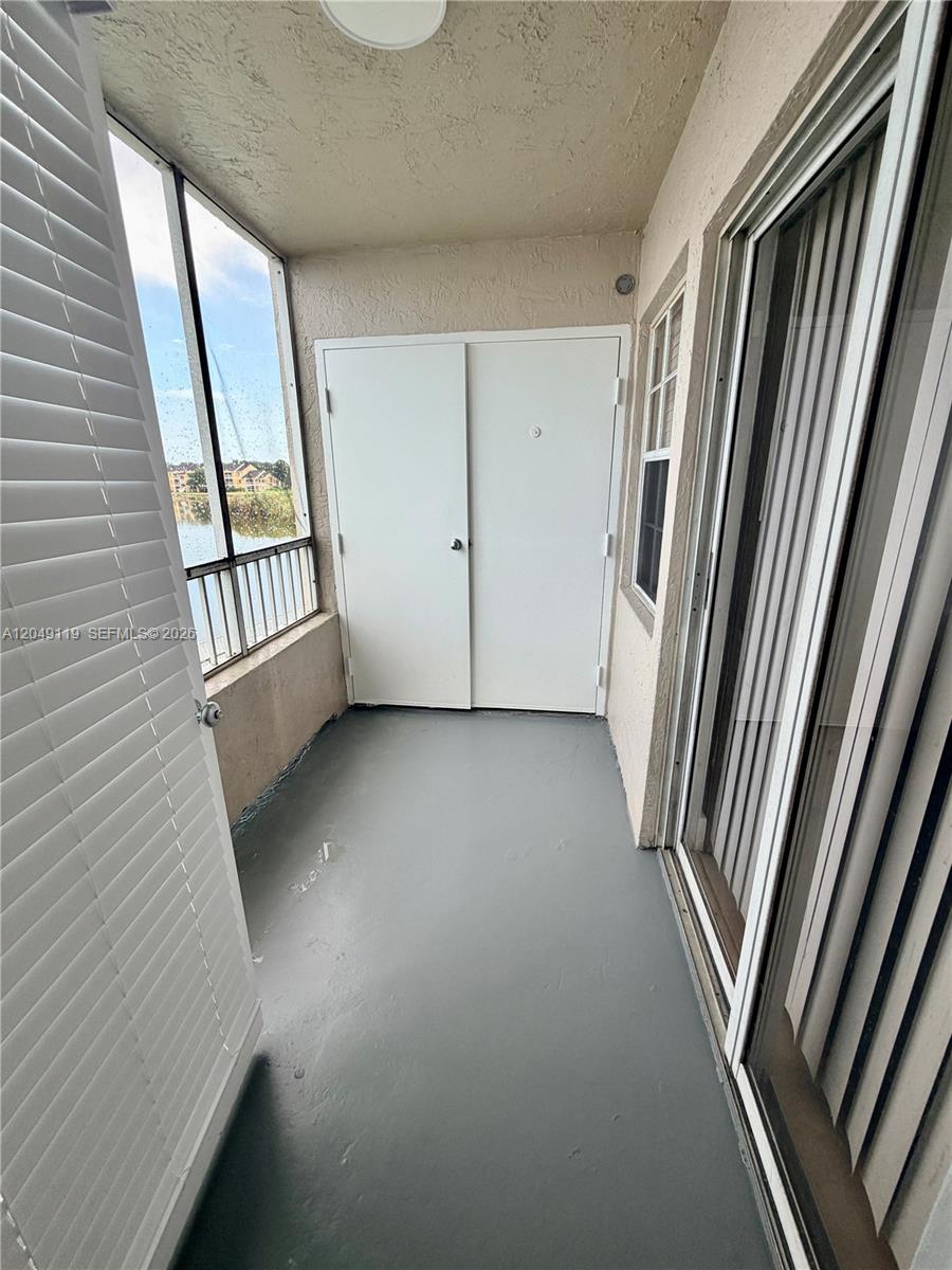 A12049119 Property Photo 49