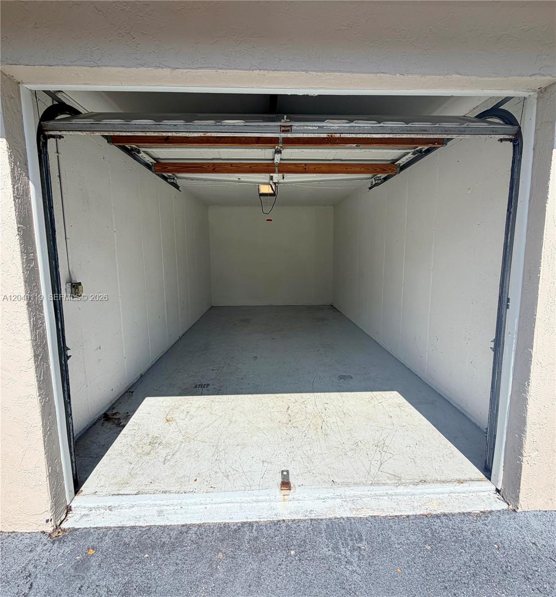 A12049119 Property Photo 56