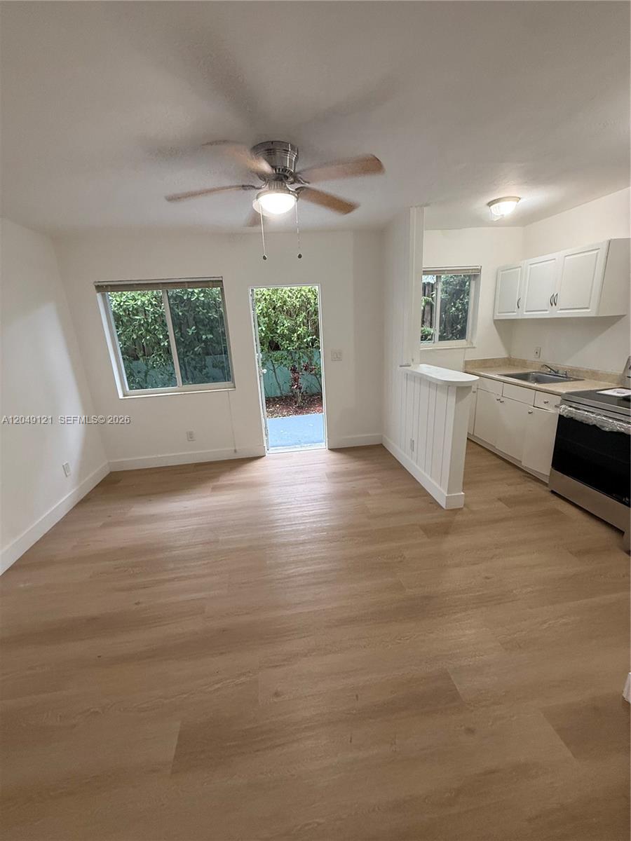 479 Sw 3rd Street 3 Property Photo 2