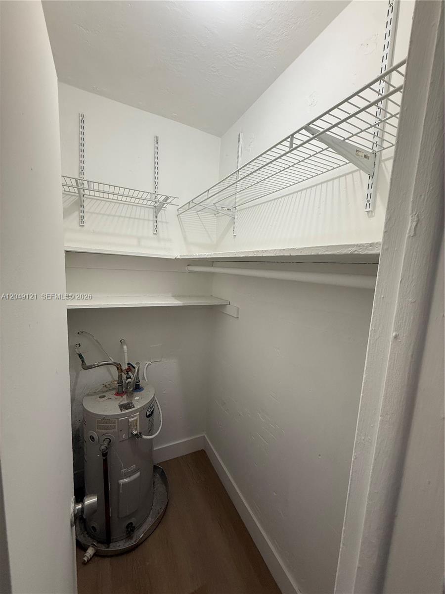 479 Sw 3rd Street 3 Property Photo 9