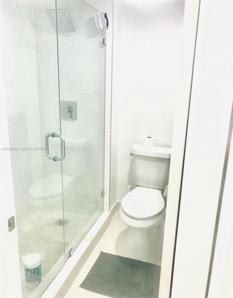 A12049223 Property Photo 7