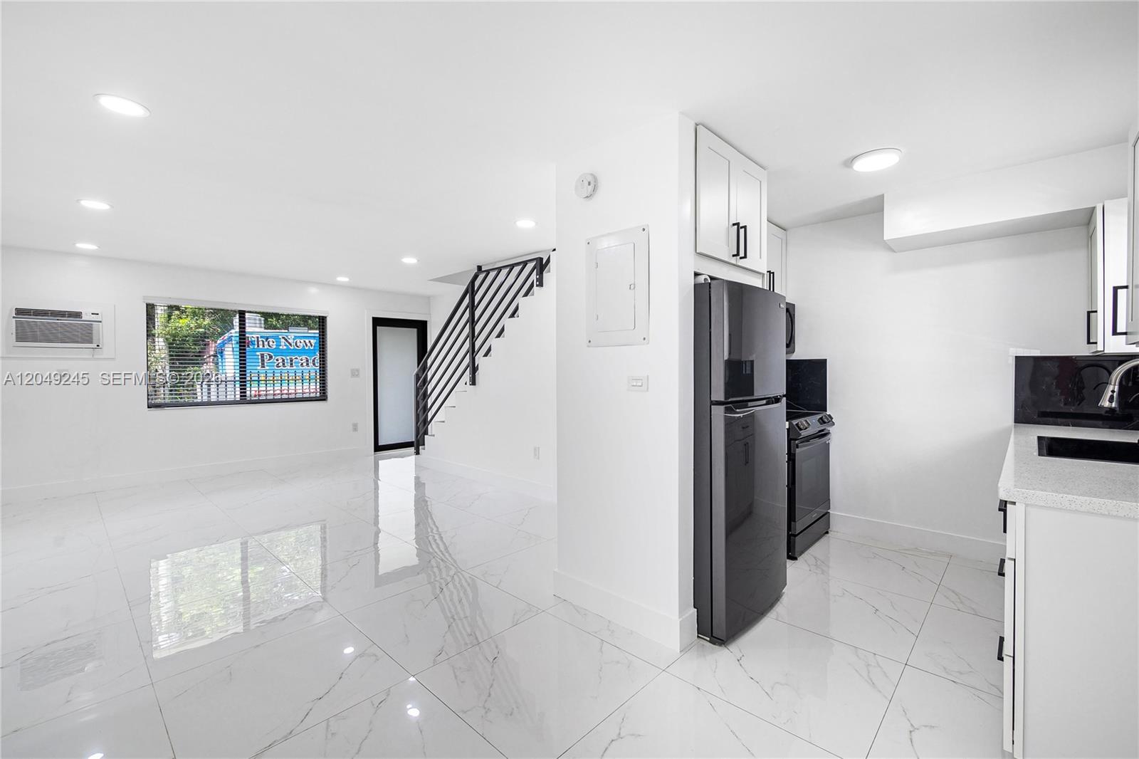 131 Ne 77th Street Property Photo 1