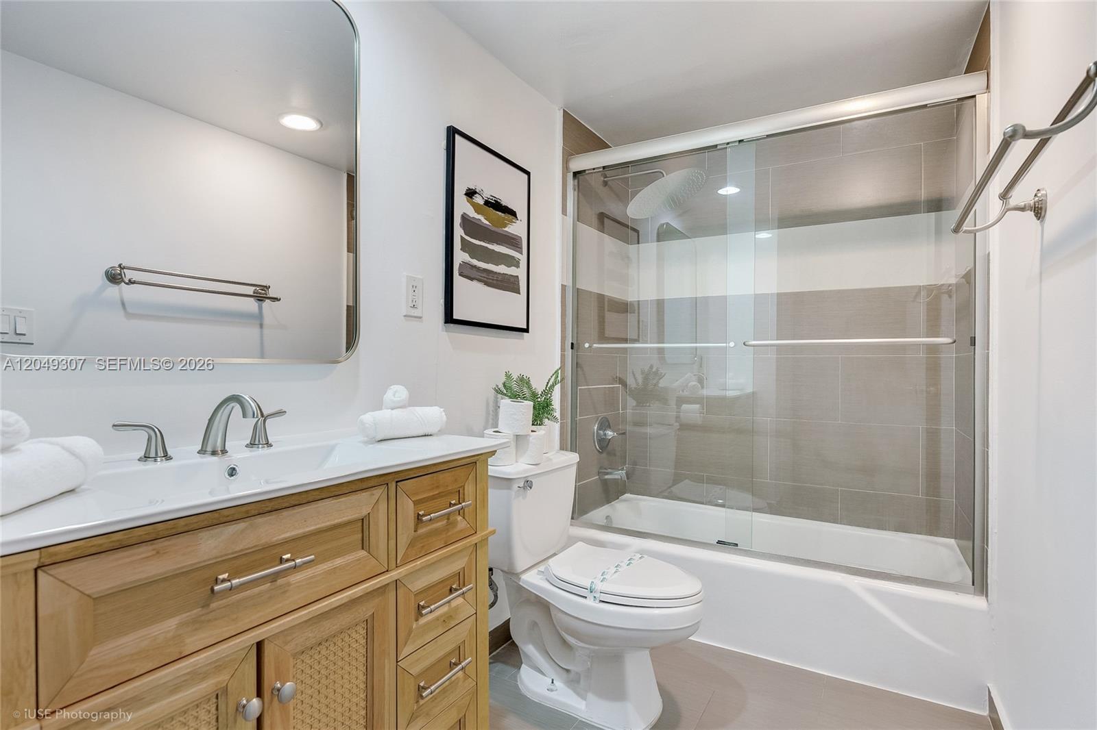 A12049307 Property Photo 10