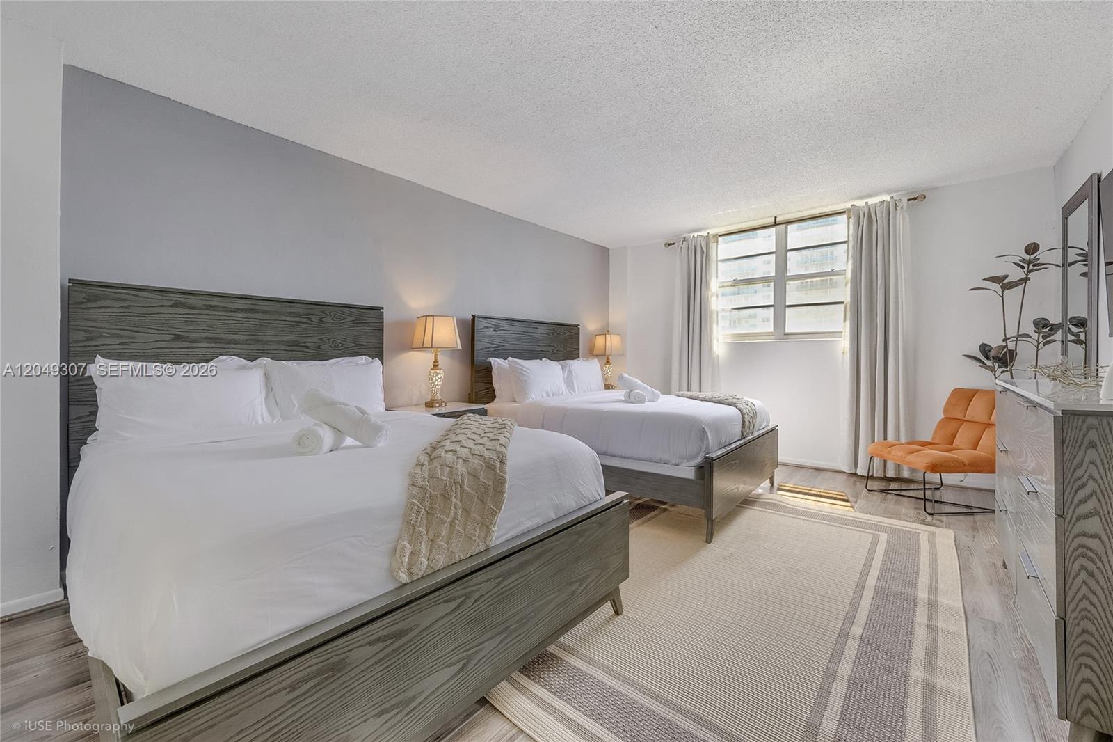 A12049307 Property Photo 13