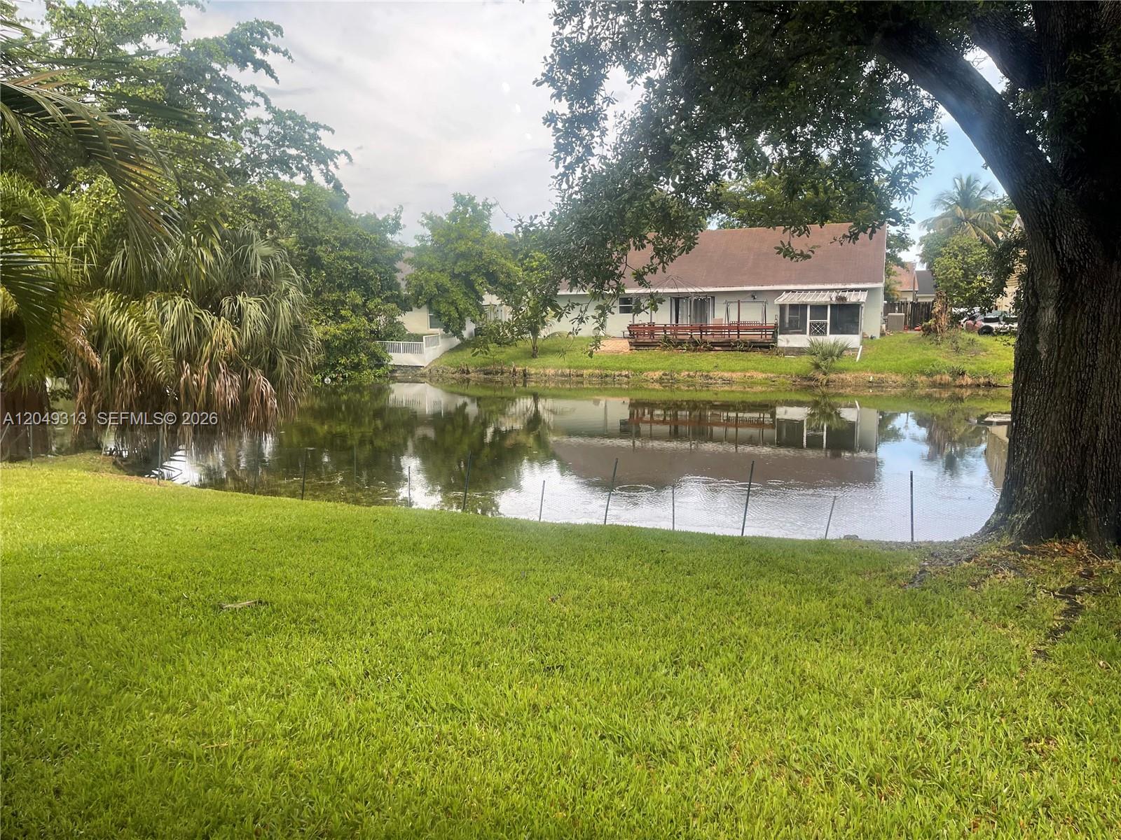 2811 Devonwood Avenue Property Photo 24