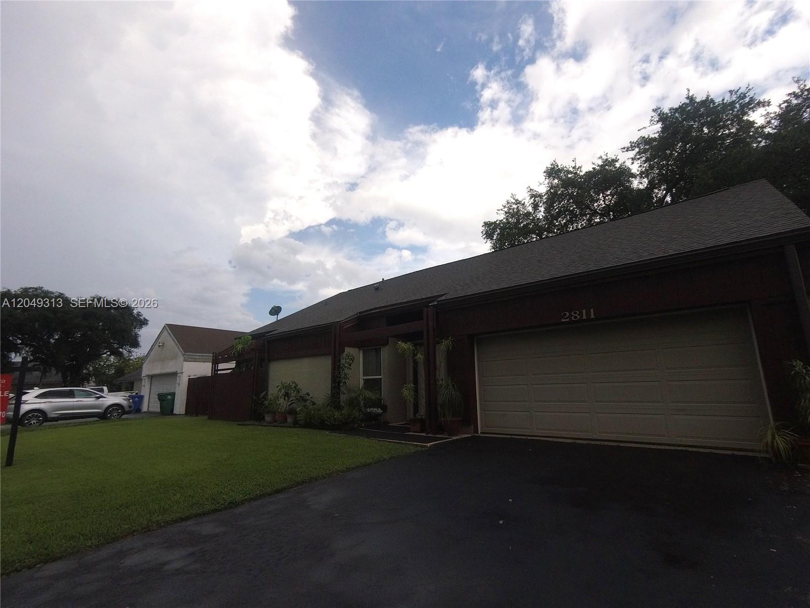 2811 Devonwood Avenue Property Photo 54