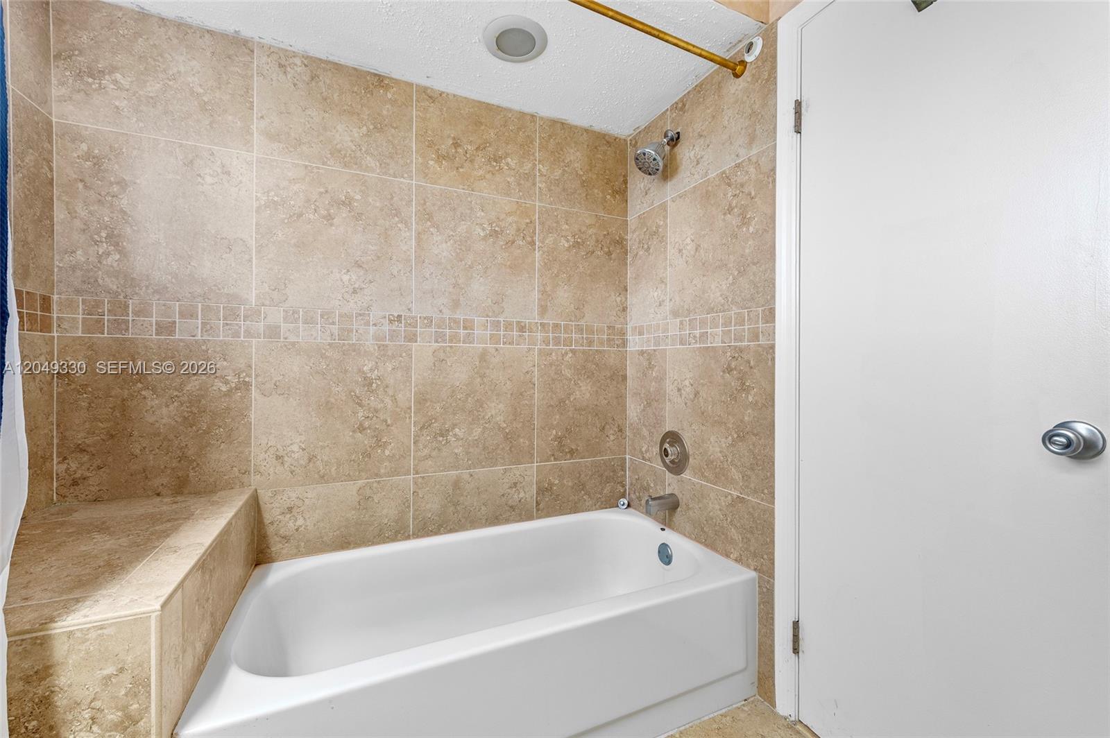 8220 Waterford Lane Property Photo 21