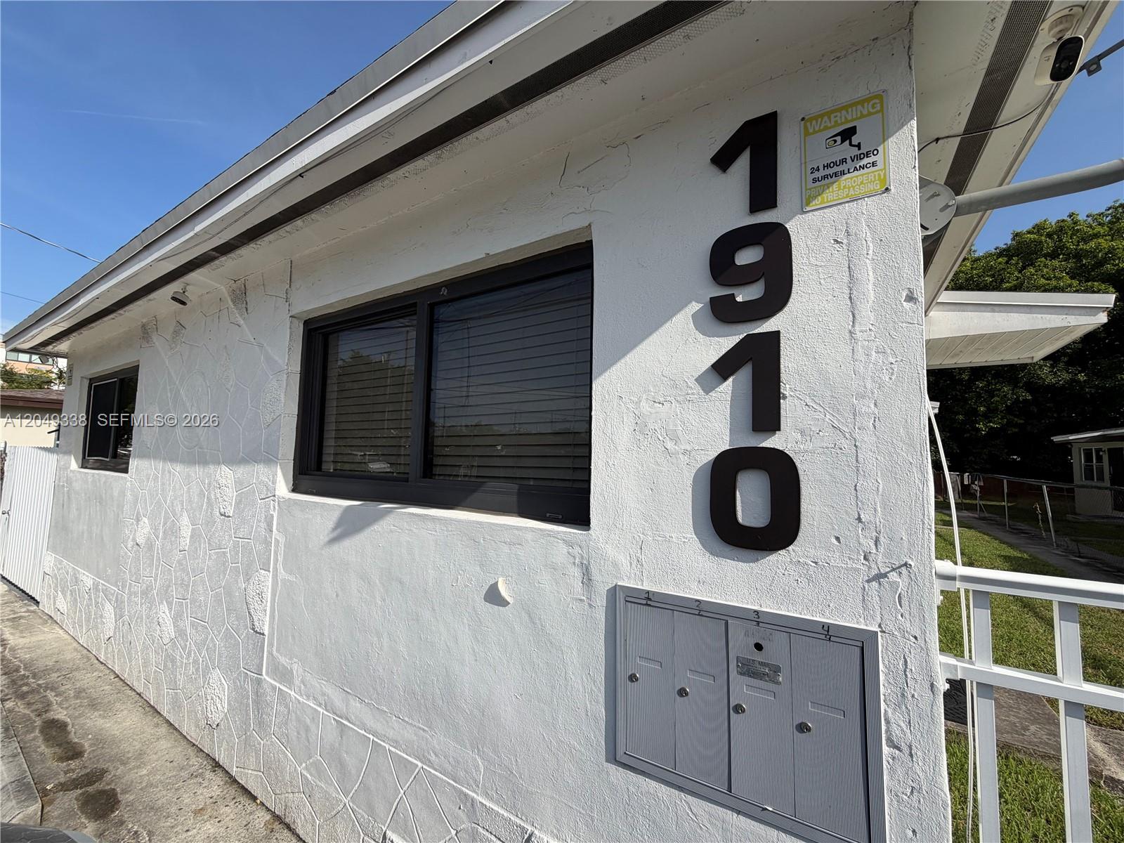 1910 NW 31st Street 2 Property Photo 1