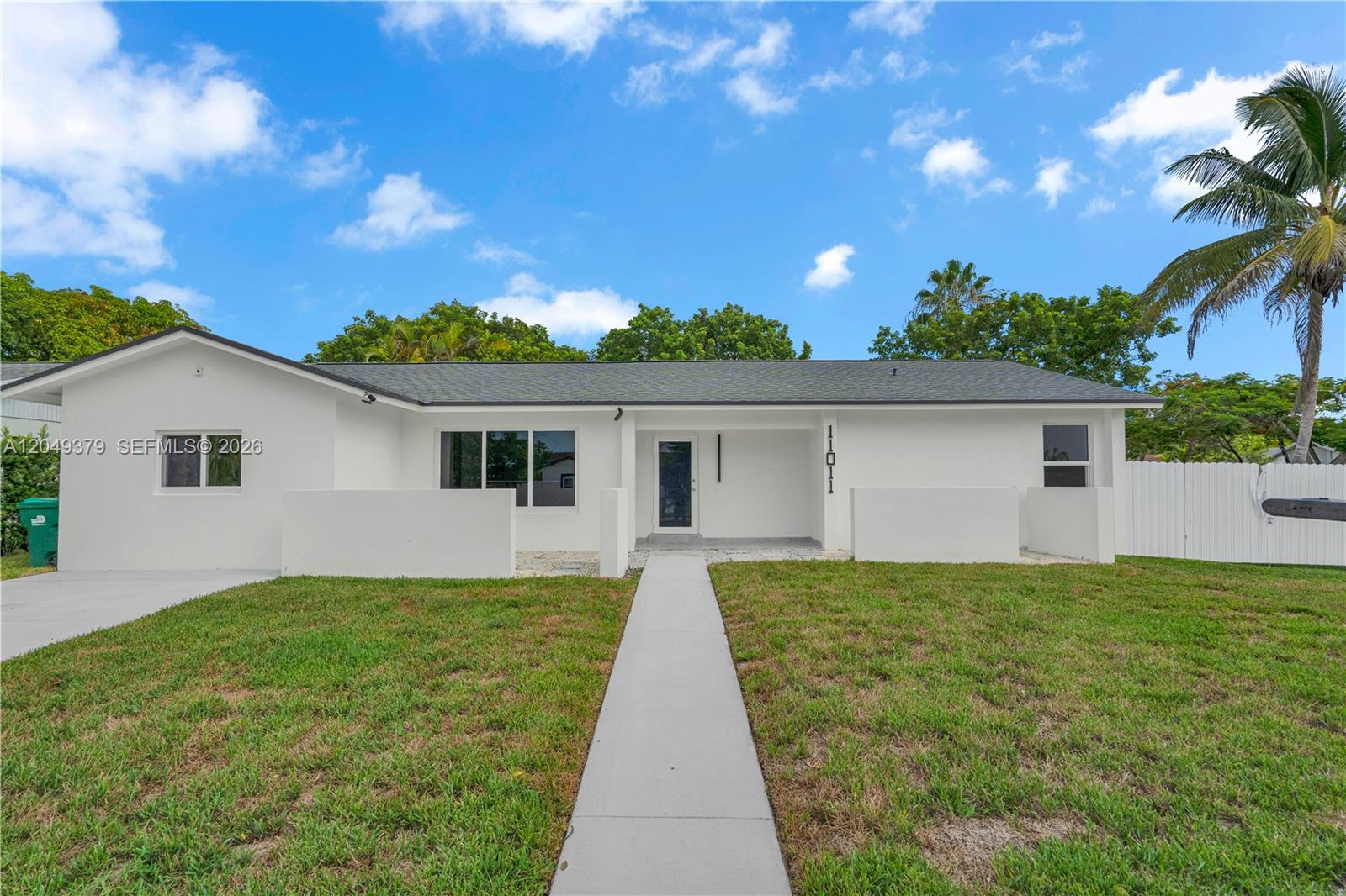 11011 Sw 162nd Terrace Property Photo 1