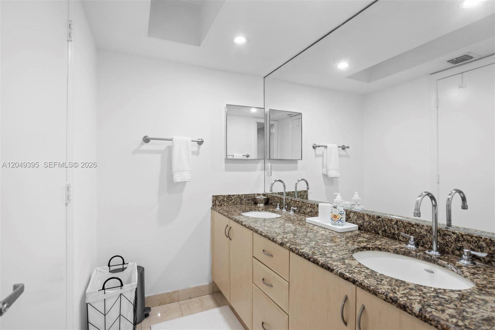 6917 Collins Avenue 1512 Property Photo 11