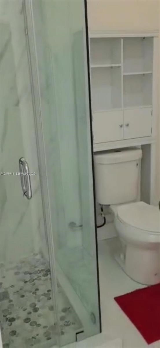 A12049419 Property Photo 14