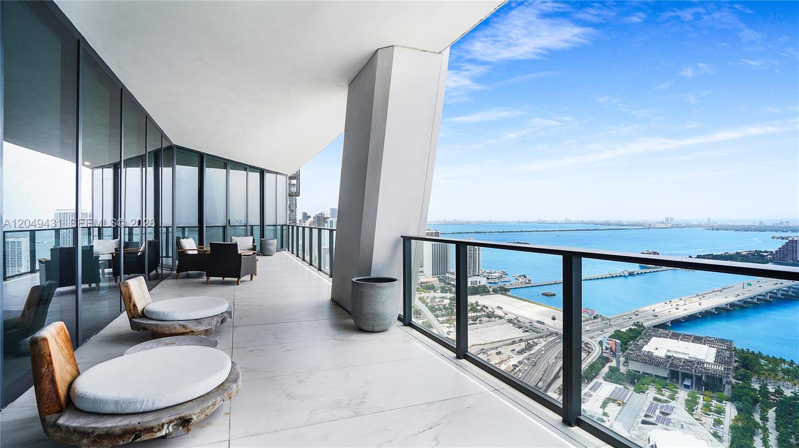 1000 Biscayne Boulevard 4401 Property Photo 14