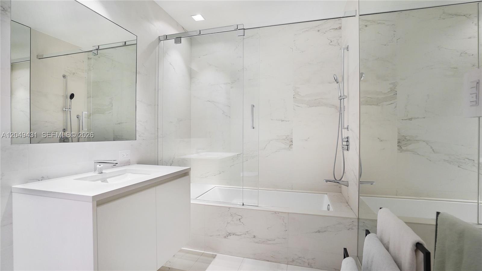 1000 Biscayne Boulevard 4401 Property Photo 24