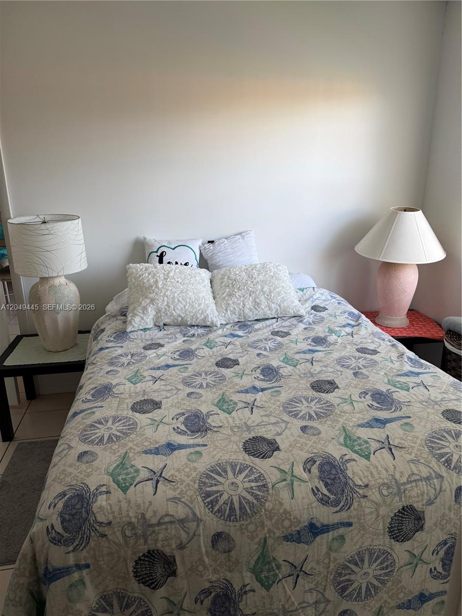 A12049445 Property Photo 6