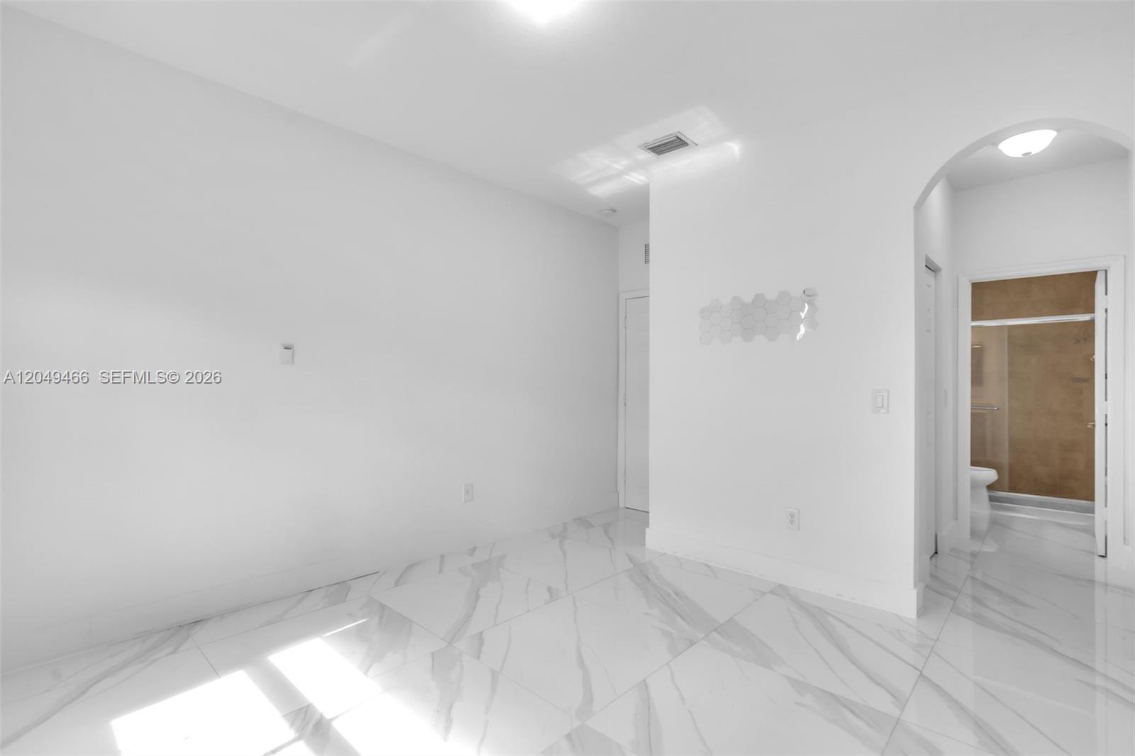 8850 Nw 99th Path Property Photo 15