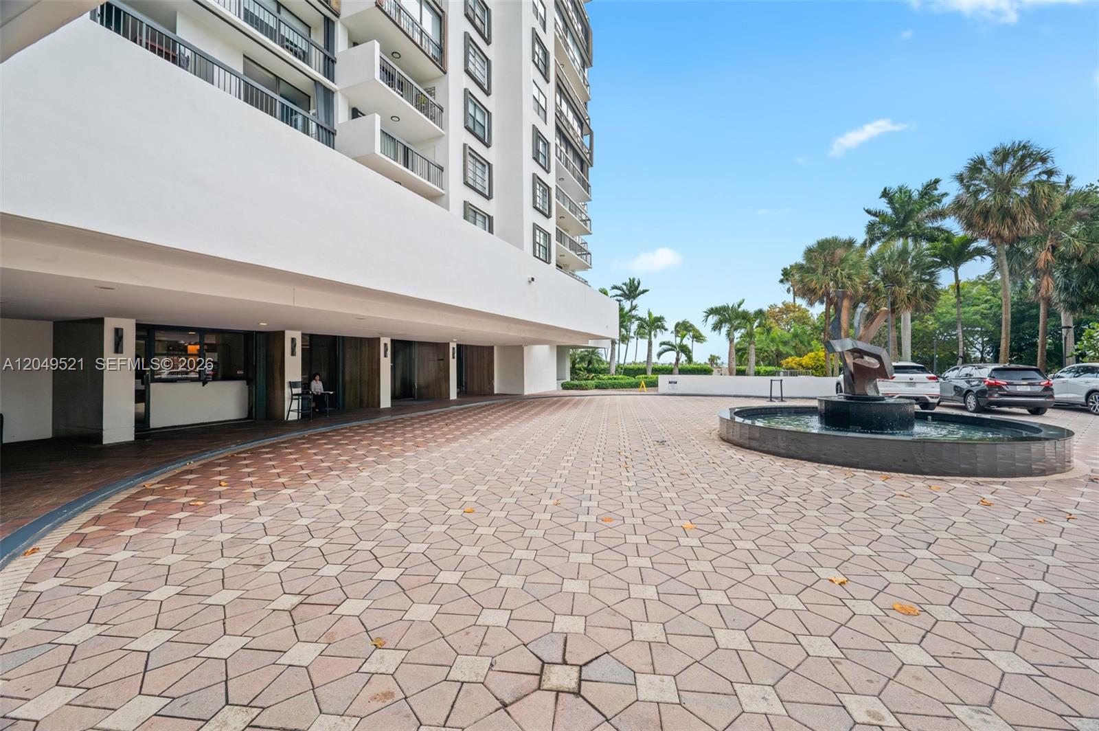 2333 Brickell Avenue 1909 Property Photo 25