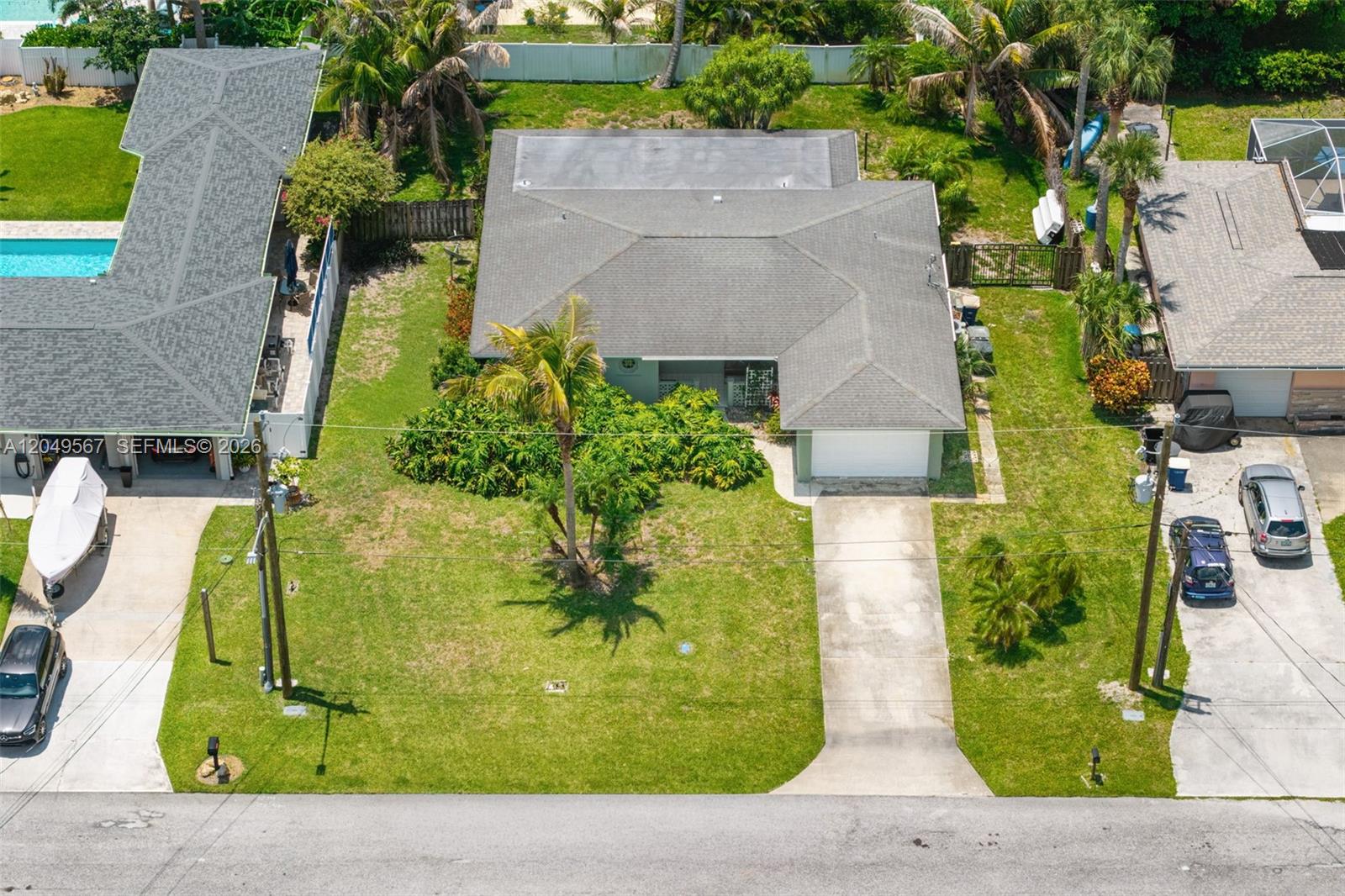 1915 Jacaranda Drive Property Photo 1