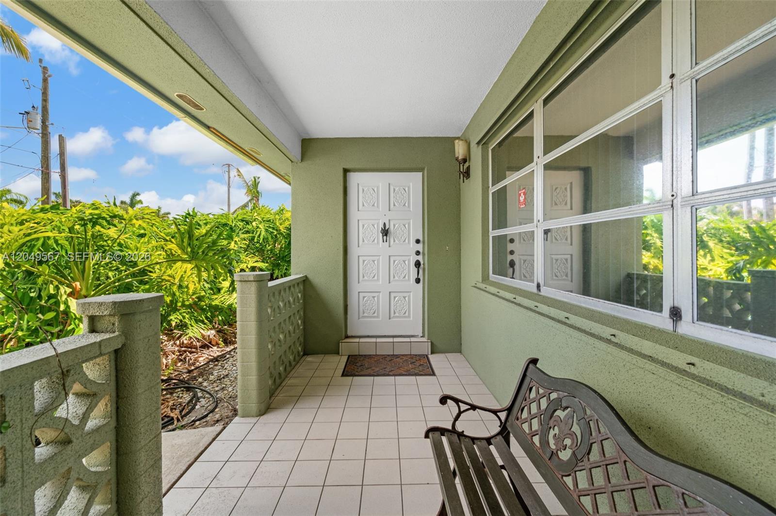 1915 Jacaranda Drive Property Photo 6