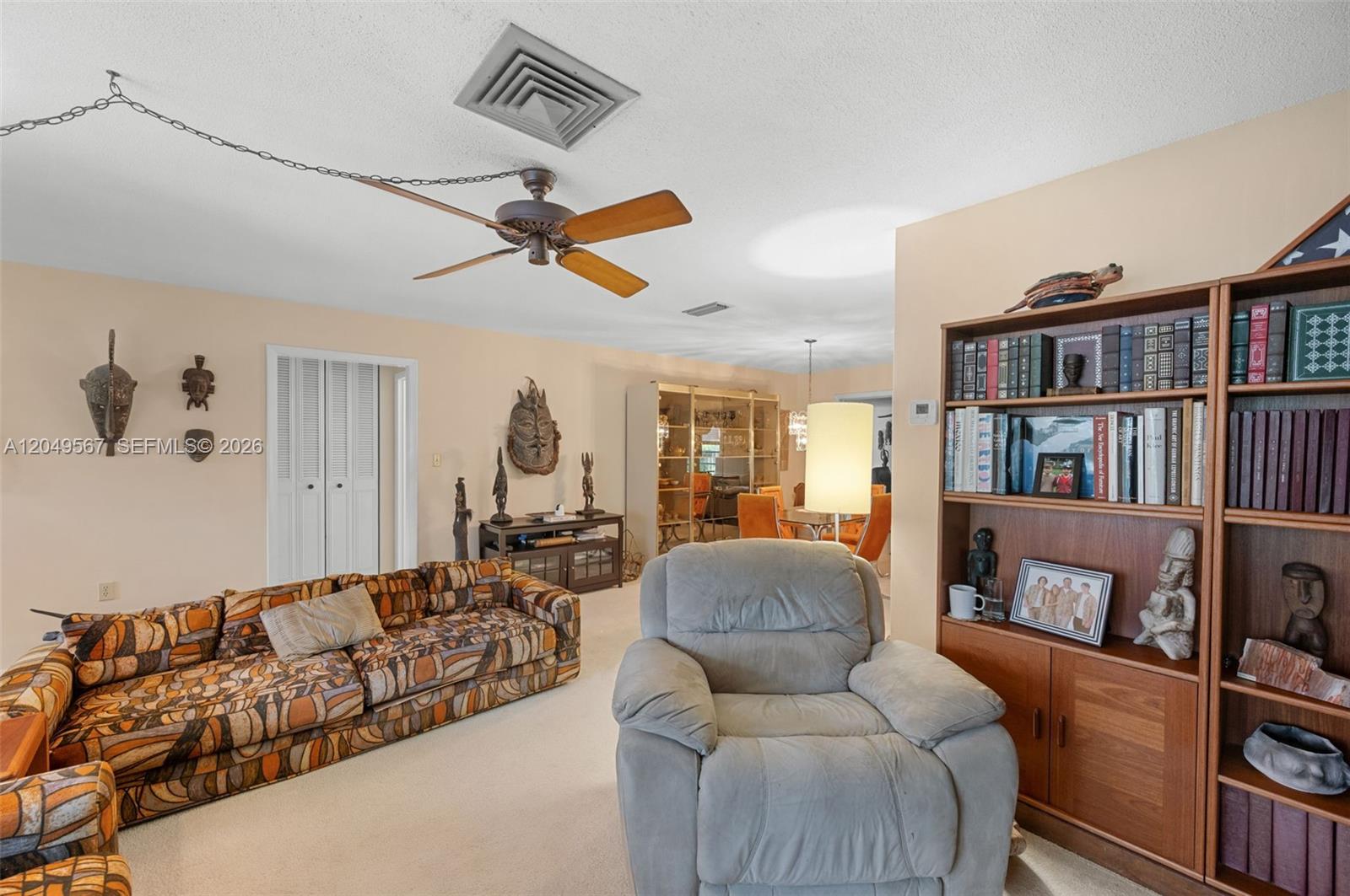 1915 Jacaranda Drive Property Photo 8