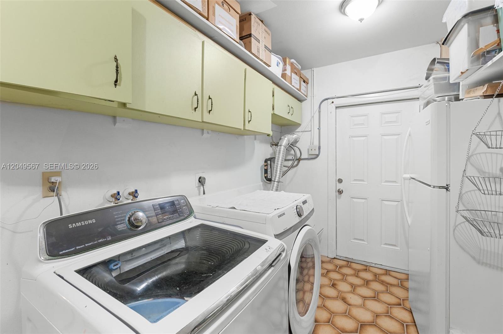 1915 Jacaranda Drive Property Photo 25
