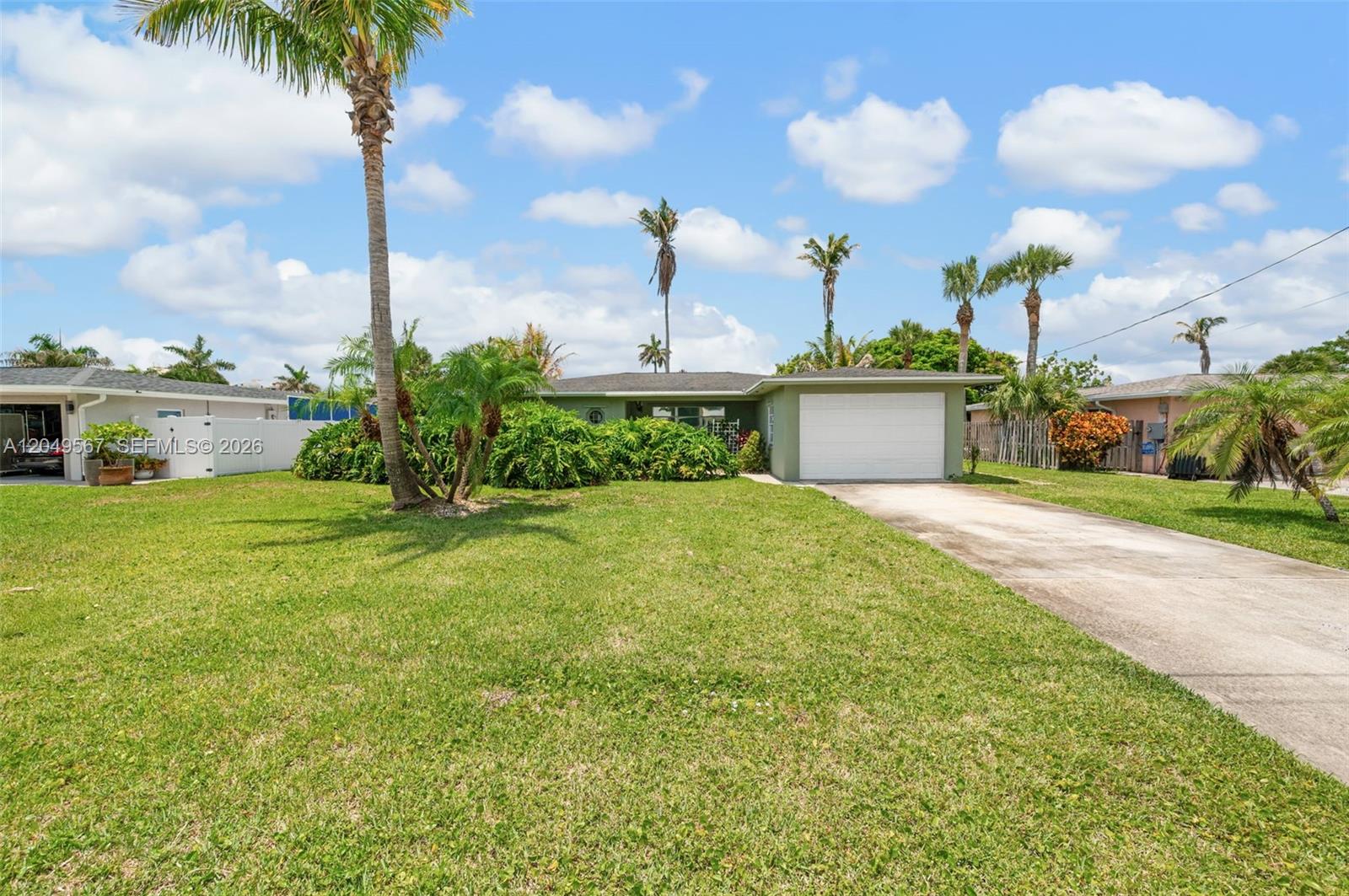 1915 Jacaranda Drive Property Photo 29