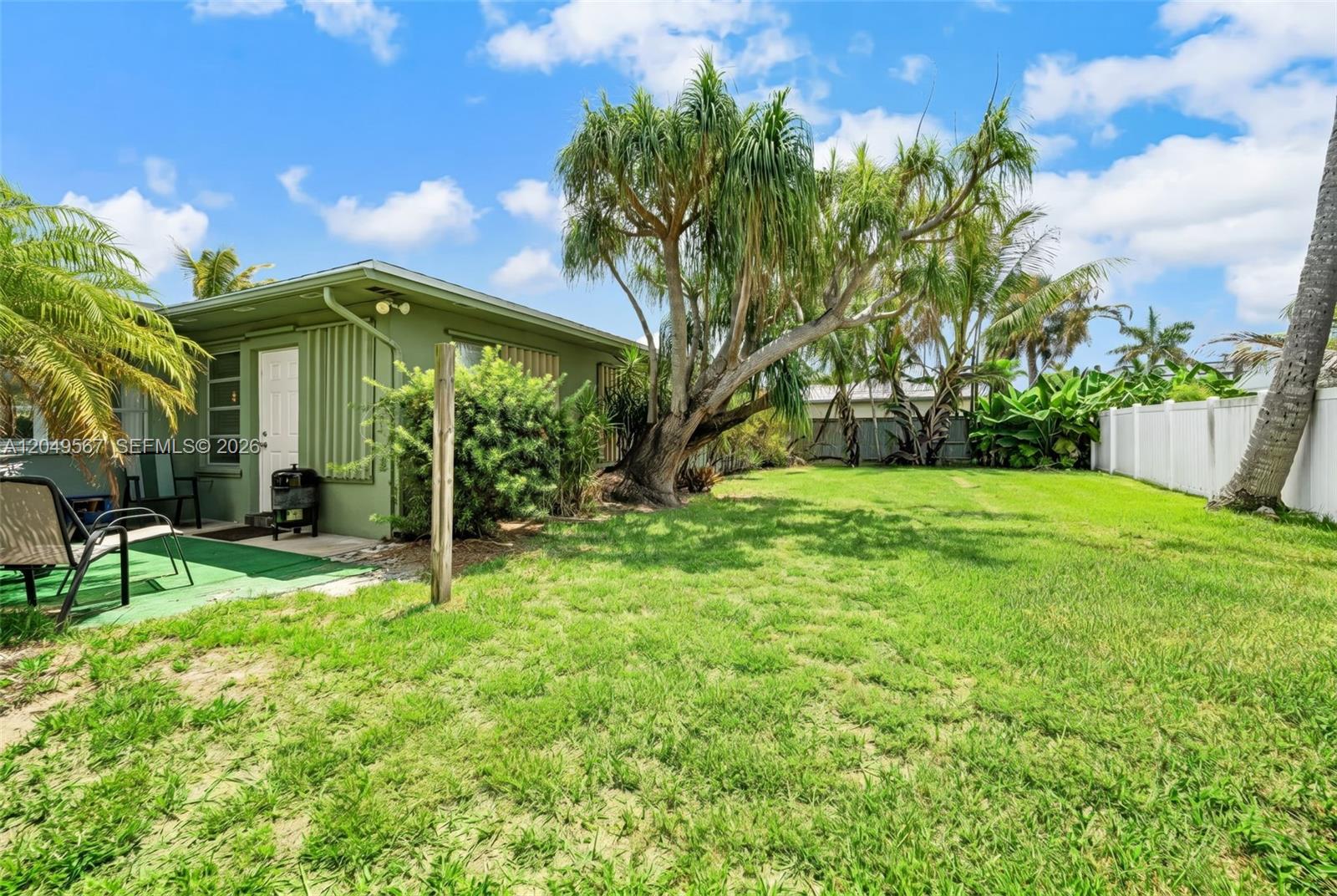 1915 Jacaranda Drive Property Photo 30