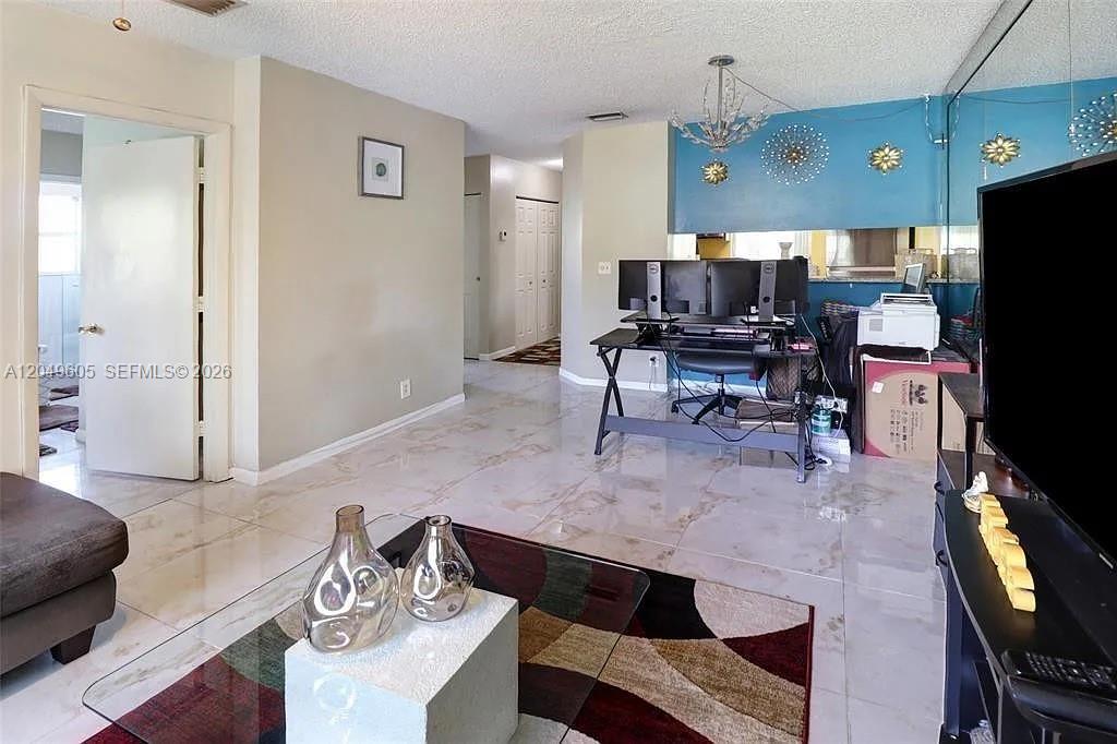 3246 Nw 102nd Terrace 308-f Property Photo 5
