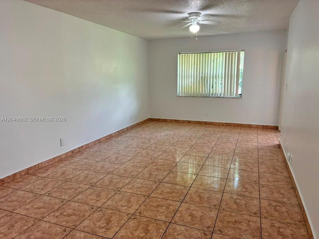 6501 Winfield Boulevard A-53 Property Photo 9