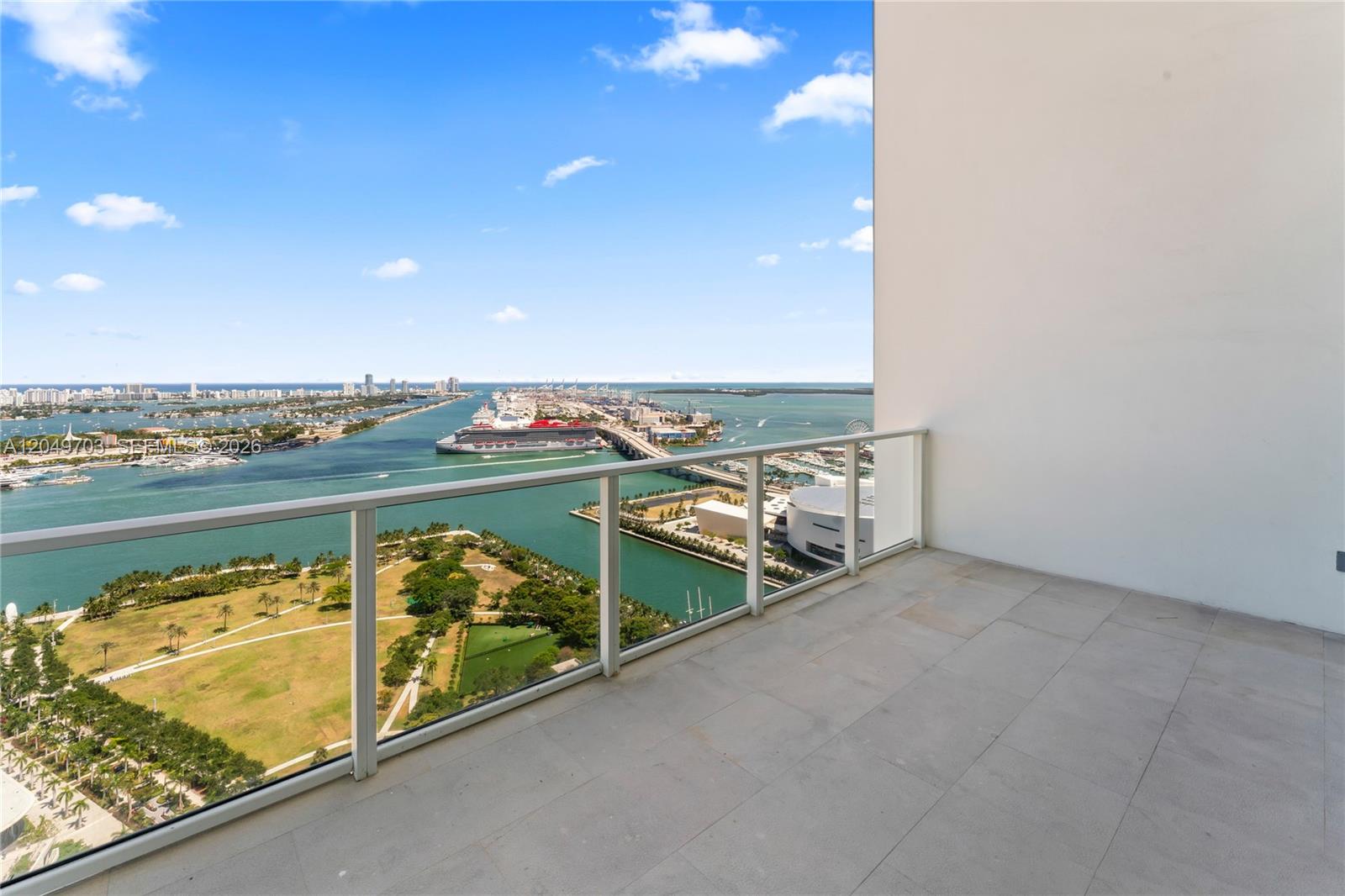 1040 Biscayne Boulevard 3802 Property Photo 17