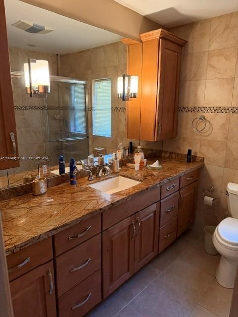 A12049810 Property Photo 3