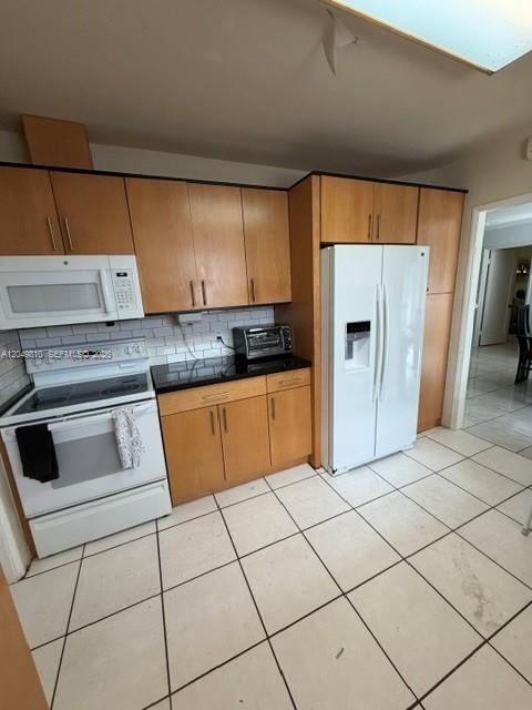 A12049810 Property Photo 8