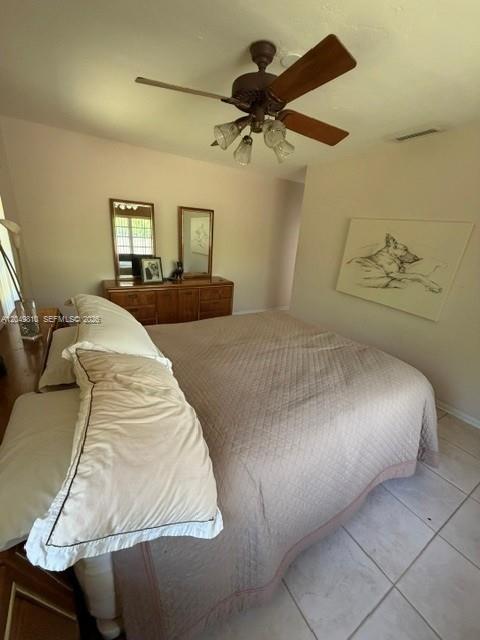 A12049810 Property Photo 17