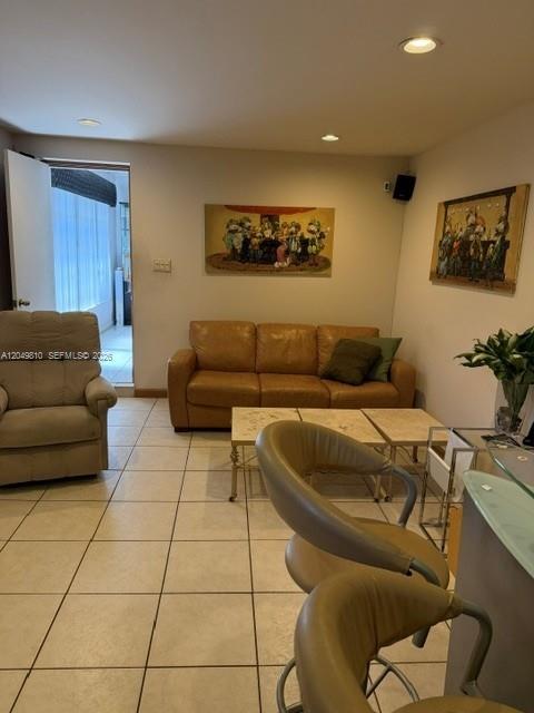 A12049810 Property Photo 30
