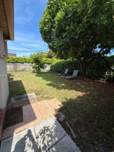 A12049810 Property Photo 57