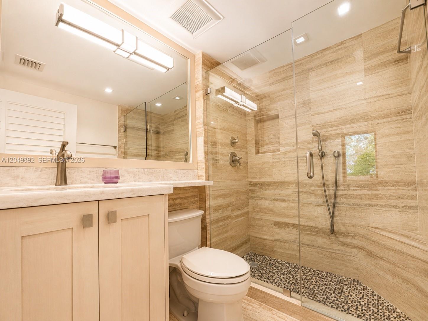 1680 S Ocean Lane 251 Property Photo 18