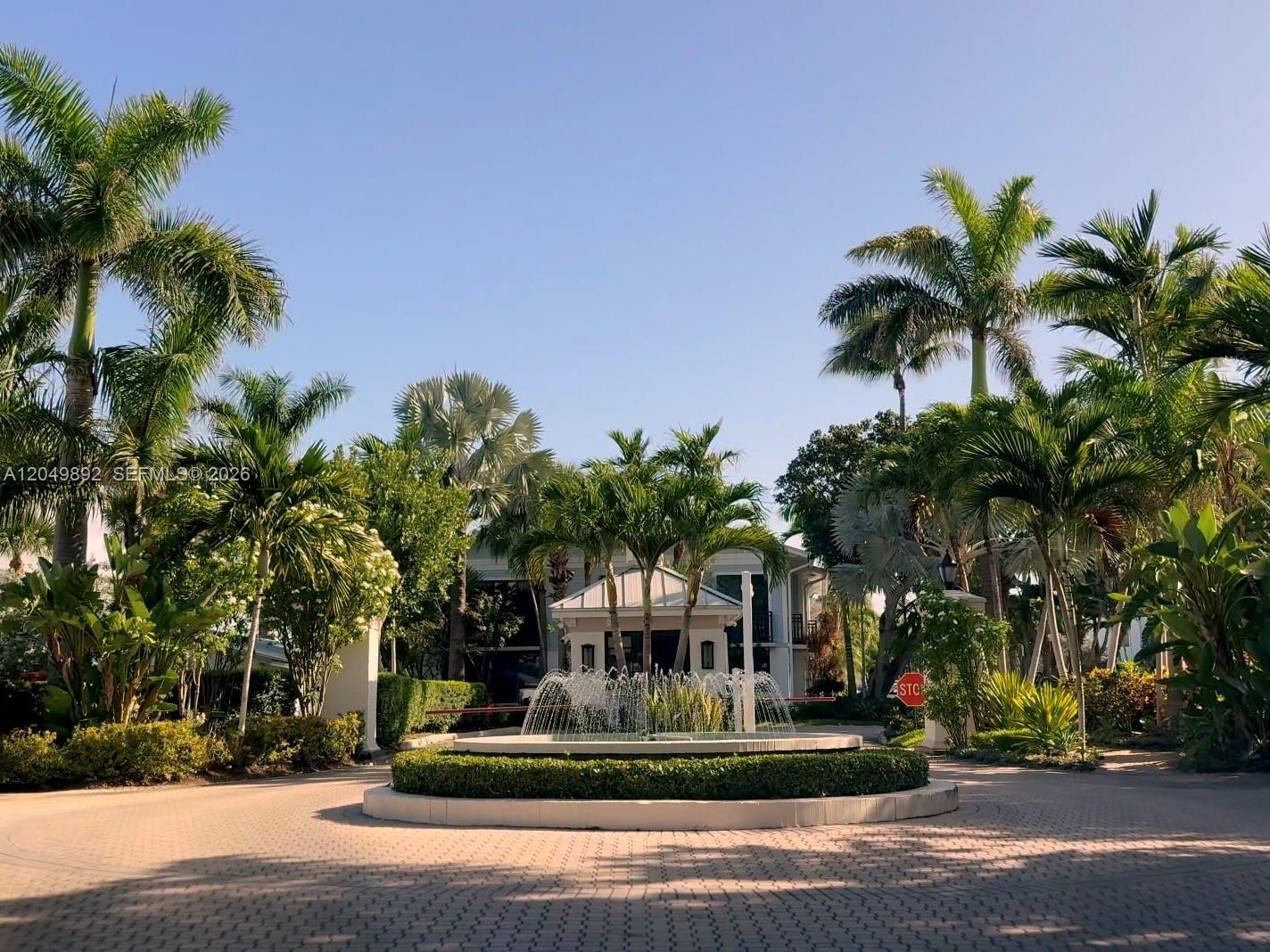1680 S Ocean Lane 251 Property Photo 22