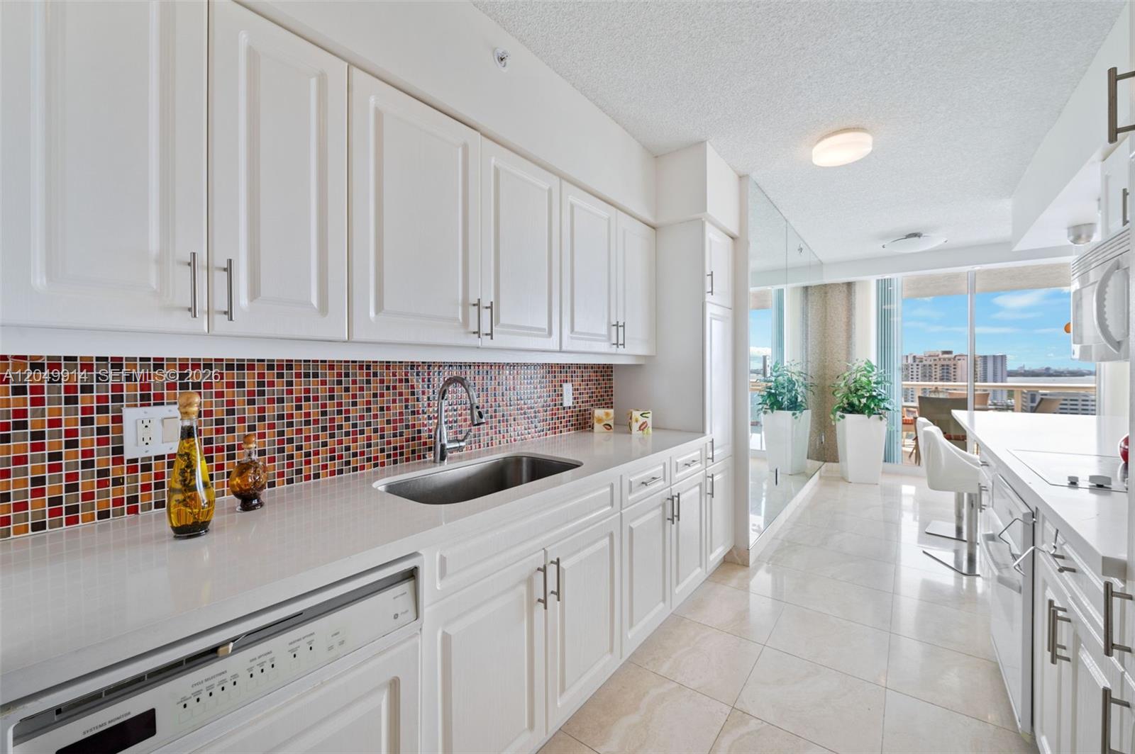 16400 Collins Avenue 1644 Property Photo 11
