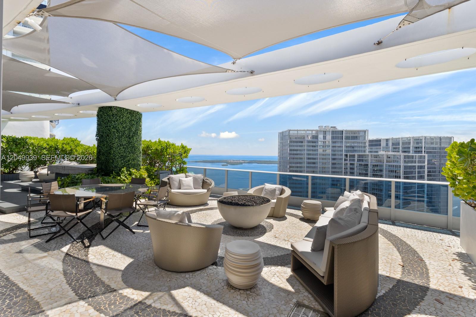 200 Biscayne Boulevard Way Ph-5404 Property Photo 1