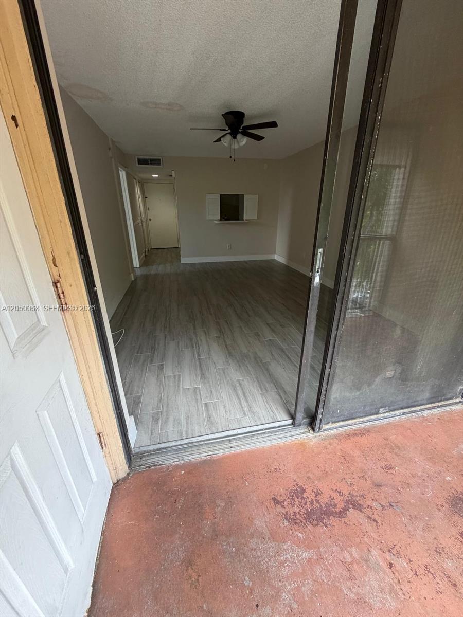 14421 N Kendall Drive 412m Property Photo 10