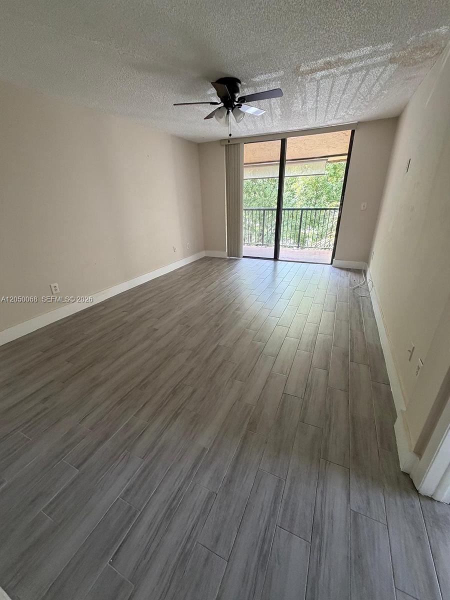 14421 N Kendall Drive 412m Property Photo 13