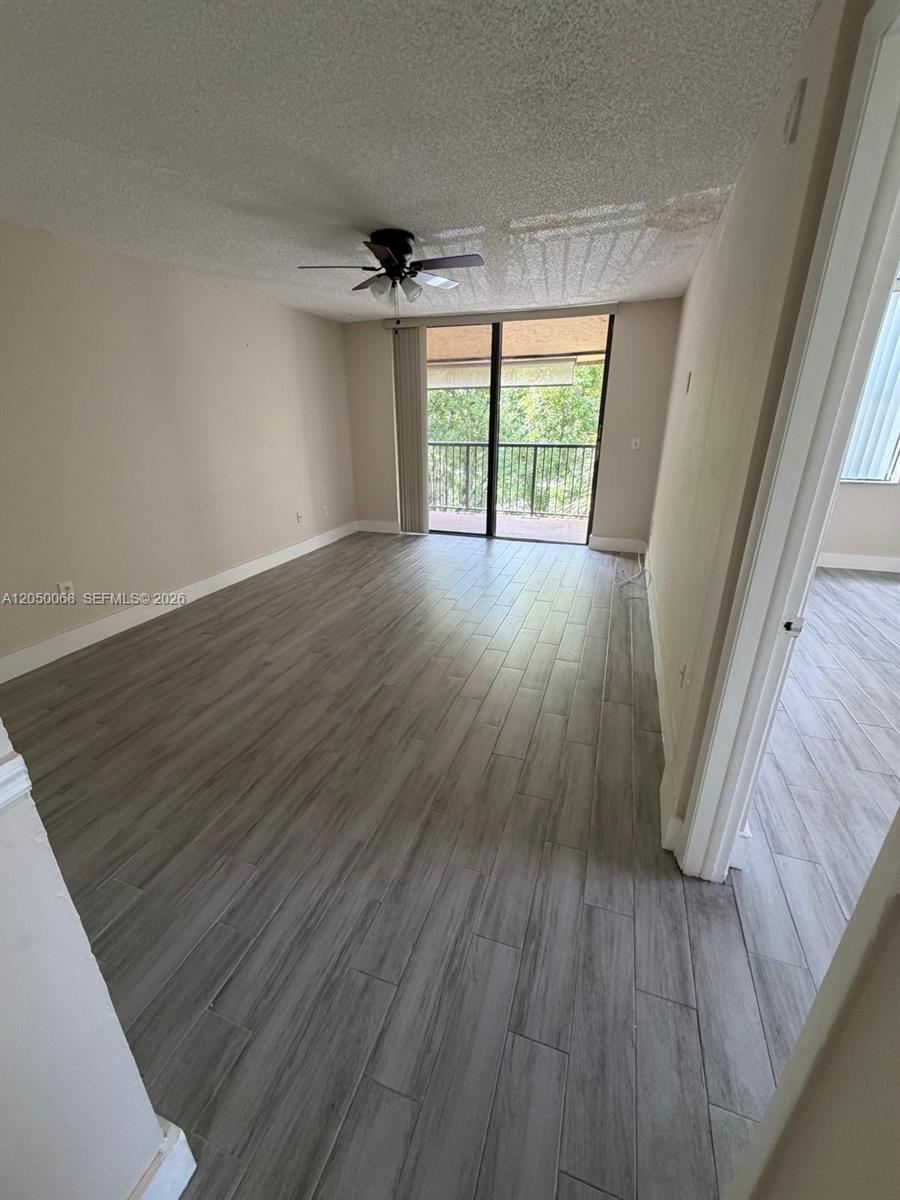 14421 N Kendall Drive 412m Property Photo 17
