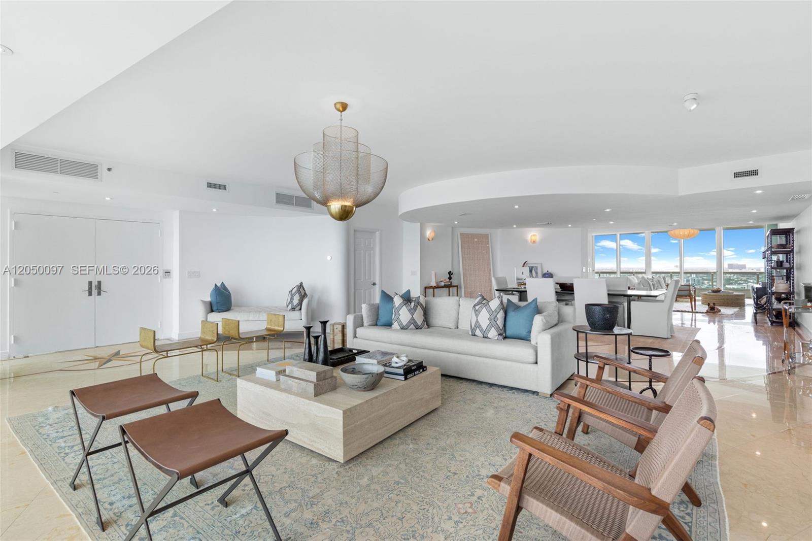 1643 Brickell Avenue 2805 Property Photo 3