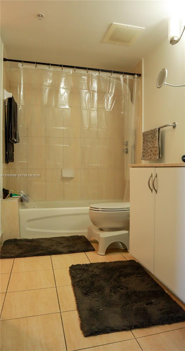 1750 N Bayshore Drive 3411 Property Photo 22
