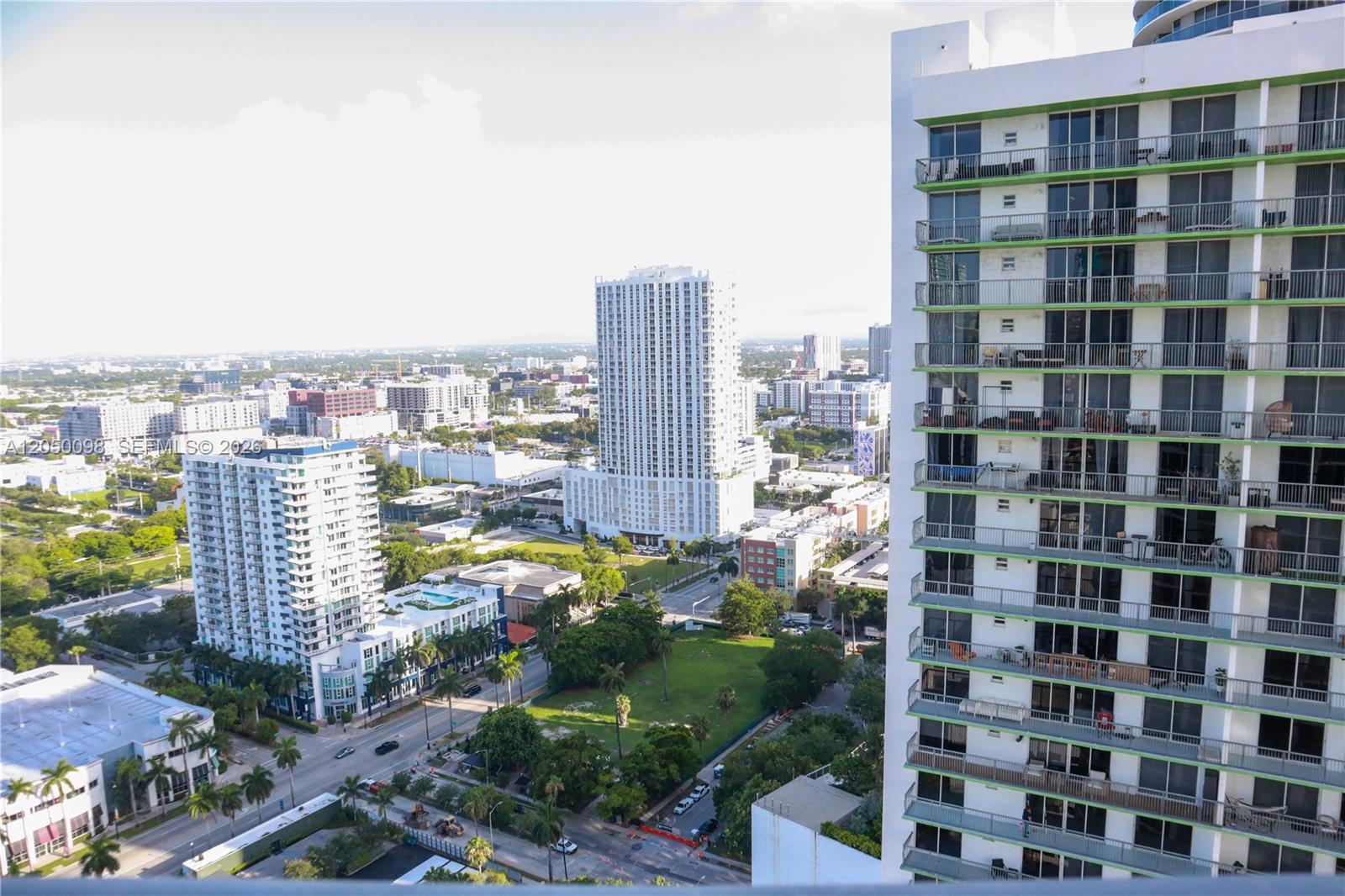 1750 N Bayshore Drive 3411 Property Photo 27